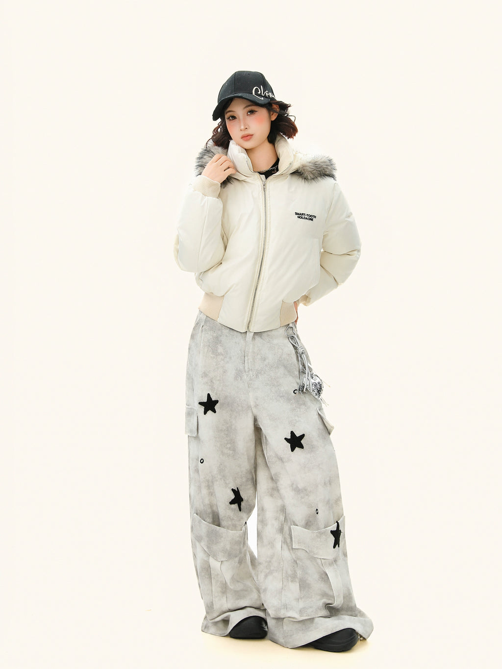 フェイクファーフードショートダウンジャケット