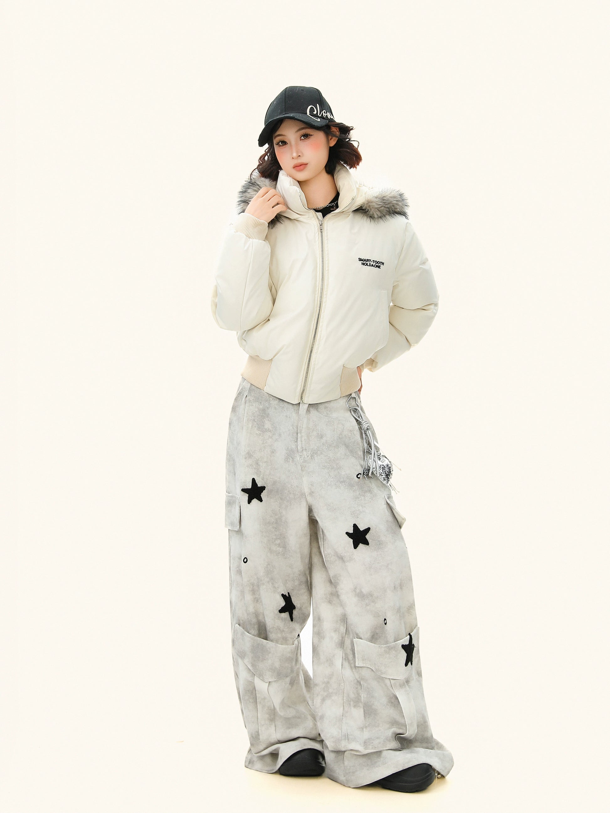 フェイクファーフードショートダウンジャケット